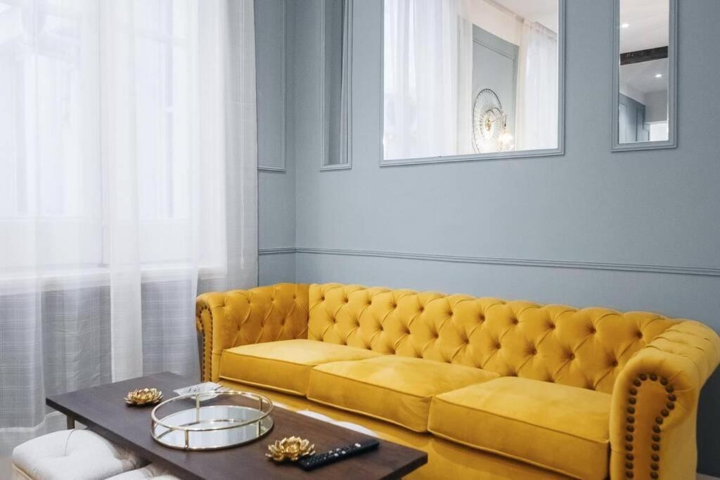 Apartamentos Plaza De Pedro Zerolo III Madrid Buitenkant foto
