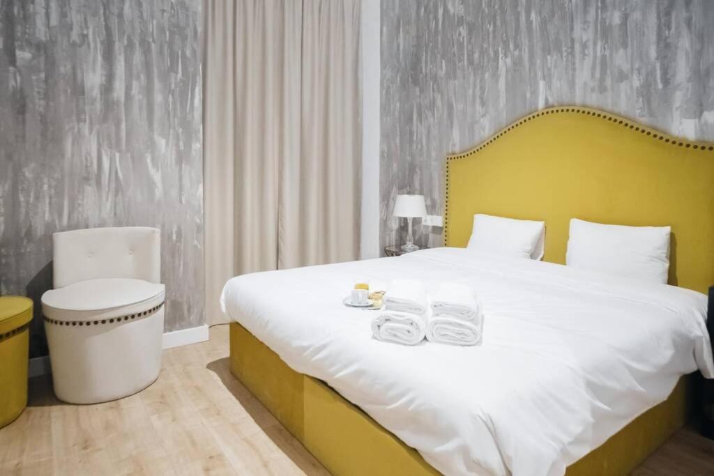 Apartamentos Plaza De Pedro Zerolo III Madrid Buitenkant foto